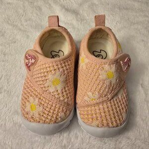 Daisy Water Shoes